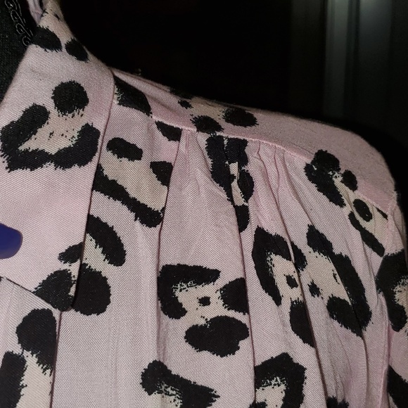 WHITE MARKET shirt dress. *Belt not included - Picture 5 of 5